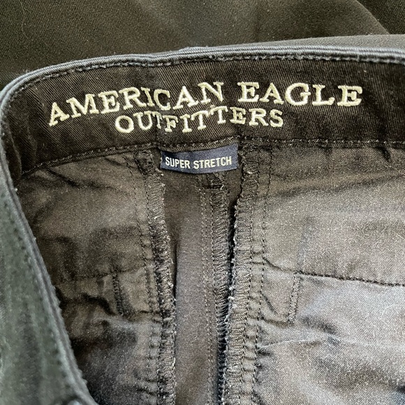 Three pairs of American eagle pants - Picture 12 of 12